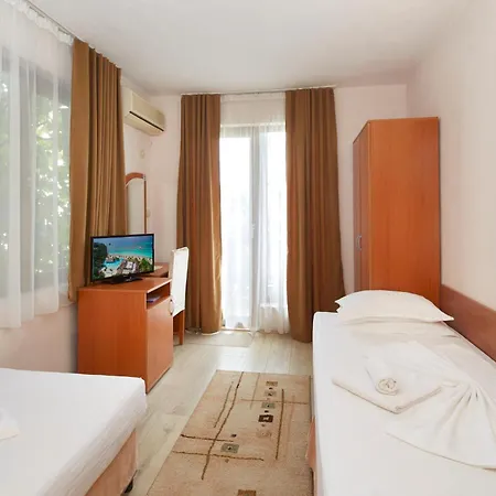 Nirvana Pensjonat 4*