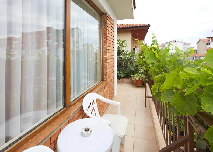 Gæstehus Nirvana Nessebar